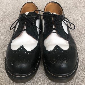 Doc Martens, Womens Sz 10, wingtips, black and white